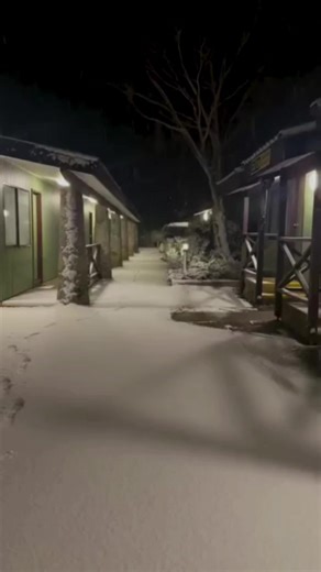 2026 Bookings are now online and filling fast! Don't miss your spot with this amazing deal. For every 3 nights booked receive 1 night free. | Ski Rider Hotel