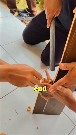 Finger Get Stuck In Table