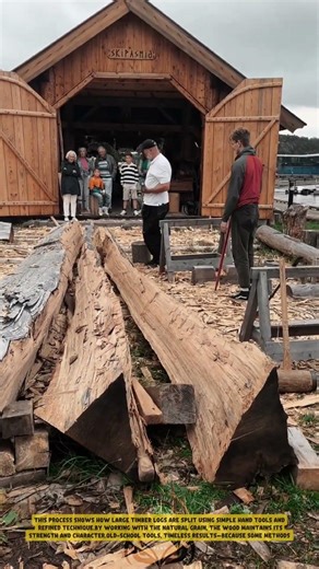 Splitting Massive Timber Beams using Traditional Wooden Wedges – Good Tools and Machinery