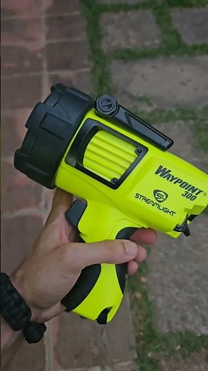 Você conhece as lanternas Streamlight? Essa é a Waypoint 300 de um amigo! #lanterna