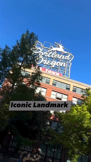 14K views · 696 reactions | White Stag Sign @Portland Oregon | Rossi M. Turcios | Facebook