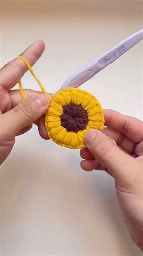 Easy Crochet Pop Stitch | Crochet Royal