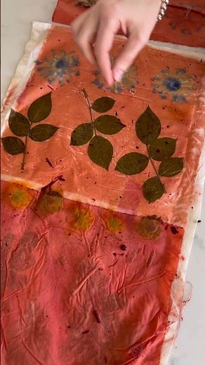 Eco printing with color dye blankets