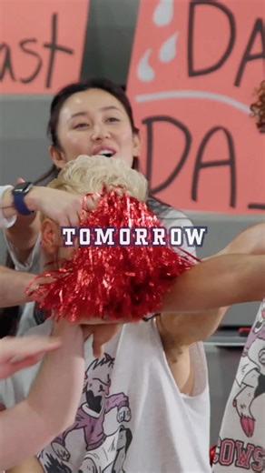 Burning Questions can either bring these teams together, or break them… Summer Games continues TOMORROW on Smosh Pit 💖 | Smosh