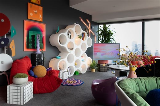 Gen Z vs Millennial styling trends: Which generation has the best approach?