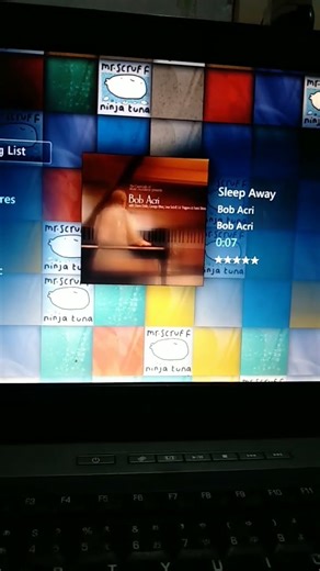 play a music on windows media center