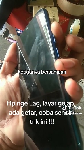 Cara Mengatasi HP yang Ngeblank dan Layar Gelap