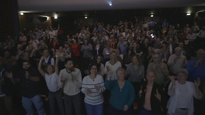 💬 𝕆𝕟 𝕞𝕖 𝕕𝕖𝕞𝕒𝕟𝕕𝕖 𝕤𝕠𝕦𝕧𝕖𝕟𝕥 : “𝕄𝕒𝕚𝕤… 𝕥𝕦 𝕗𝕒𝕚𝕤 𝕢𝕦𝕠𝕚 𝕖𝕩𝕒𝕔𝕥𝕖𝕞𝕖𝕟𝕥 ? ℂ’𝕖𝕤𝕥 𝕢𝕦𝕠𝕚 𝕥𝕠𝕟 𝕓𝕦𝕤𝕚𝕟𝕖𝕤𝕤 ?” Et c’est vrai, pas toujours simple d’expliquer. Parce qu’au fond, on n’a pas simplement créé une entreprise… on a inventé une nouvelle façon de travailler 💡 Il y a 17 mois, on a lancé une idée un peu folle : celle de 𝐥’𝐞𝐧𝐭𝐫𝐞𝐩𝐫𝐢𝐬𝐞 𝐬𝐚𝐜 à 𝐝𝐨𝐬, une entreprise du XXIe siècle 🌍. Une structure légère, humaine, collaborative, où chacun peut