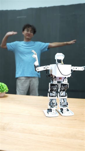 How's TonyPi following me? 🧐 No magic, just MediaPipe! It tracks my skeletal data to control the servos in real-time. cool? wait until you see it kick a ball and clear hurdles. ⚽️🏃‍♂️ Try Now👉https://www.hiwonder.com/products/tonypi #raspberrypi #RaspberryPiProjects #arduino #arduinoprojects #ESP32 #robotics #robot #airobot #humanoidrobot #opensource #servo #Python #programming #automation #coding #AIDevelopment #STEAM #STEMForAll #steameducation #maker | Hiwonder