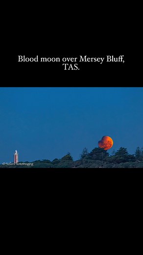 A little shaky Timelapse from the Wolf Blood Moon the other night. Rookie mistake - wrong footplate for tripod. 🤣. Good to see nonetheless. | Gary Nolan