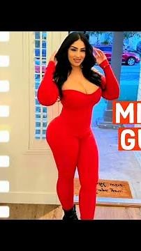 Michelle Guzman/ Plus size Fashion Model / Blogger #model Instagram & influencer / Bio & info