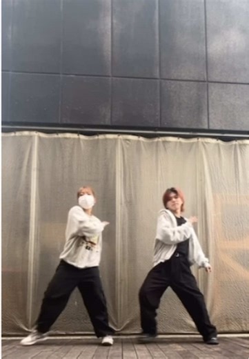 練習合間に踊りました〜！✌🏻#fsmdance #ダンス専門学校 #専門学生 #ダンス学生 #おすすめ #踊ってみた #ダンス