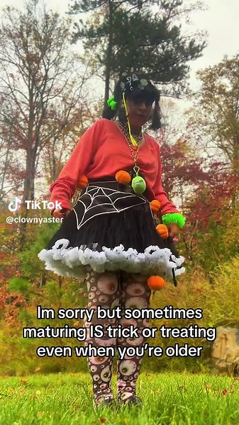 #2020 #kidcore #decora #halloween #halloweendecora