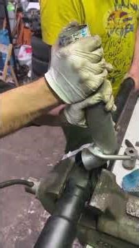 😱How to repair the center shaft bearing on a bmw e46 #automobile #mechanic #repair