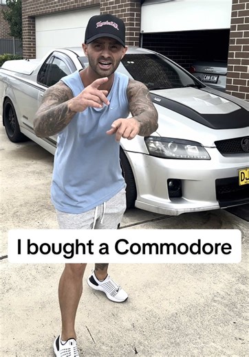 I bought the cheapest V8 Commodore! #fyp #viral #foryou #lowball #carflipping