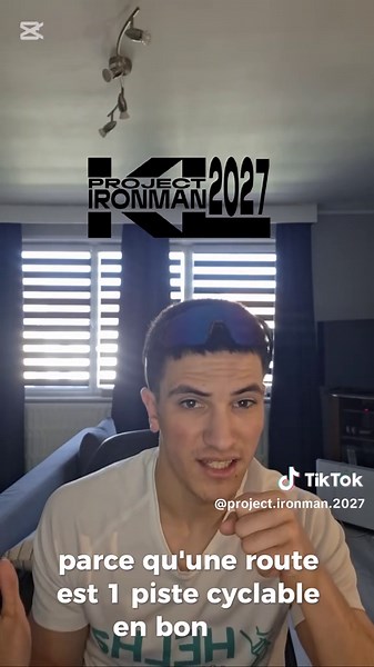 On parle beaucoup du prix de l’essence… mais pas assez de l’état de nos routes et pistes cyclables. Aujourd’hui c’est 44 km à vélo, un pneu crevé, des chutes évitées de justesse… mais surtout une réalité : rouler à vélo en Belgique peut être dangereux. Et ce n’est pas qu’une question de sport. C’est aussi le quotidien de milliers de personnes qui n’ont pas d’autre choix que le vélo. ➡️ 79 cyclistes morts en 2025 ➡️ 65% des accidents mortels liés à une infrastructure défaillante On ne demande pas