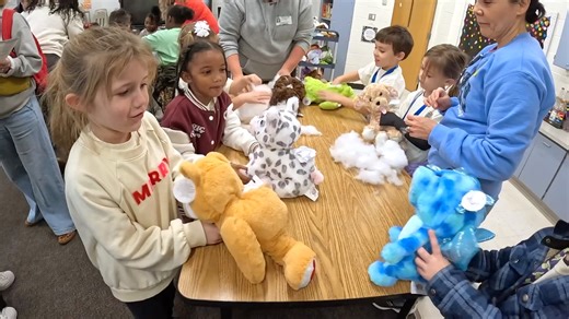 Greenville County Schools | Ready, Set, Build! This week, Berea Elementary teamed up with Buena Vista Elementary for a special service-learning project. Kindergartners... | Instagram