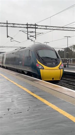 Pendolino leaving the NEC. 📸🚆 #train #railway200 #class390 #brimingham nec