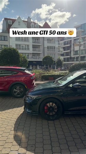 VW Golf 8 GTI CS 50 Ans : La Voiture de Collection Ultime ?