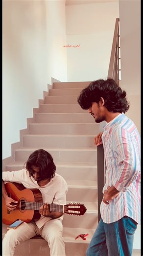 Zayen Naleem on Instagram: "හෙමින් සැරේ පියා විදා...! A short live cover of Hemin sare piya wida, a soulful song by Mr. T. M. Jayaratne. #viral #reels #fypシ #trending #music #live #cover #fyp #japura #sinhalasongs #oldhits"