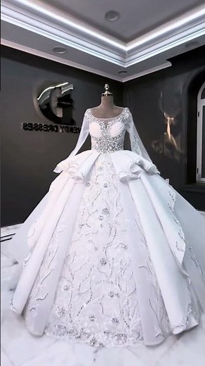 ✨ Gorgeous Wedding Dresses 2025 Trending Bridal Styles Elegant & Modern Looks