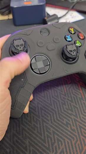 XBOX SERIES CONTROLLER PROTECTOR COVER ♥️♥️ @geekshareplus @geekshare_us #fypシ #gaming #repair #fypage #fix #fypppppppppppppppppppppppppppppppppppppppppppppppppppppppppppppppppppppp #xboxcontroller #xbox | AynaxTech