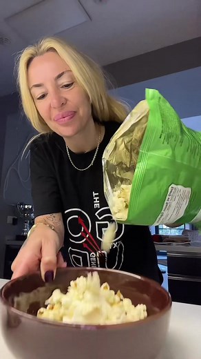 Delicious Parmesan Popcorn with Strained Yogurt