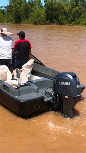 ROBINSON MANTRA FONDO SEMI TRACKER CON 50 HP YAMAHA 4T LÍNEA NUEVA. EQUIPO QUE DORPRENDE A FAMILIAS Y PESCADORES !! #robinsonmantra #yamaha | Massin Outdoor Nautica