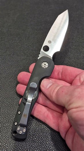 IWA 2026 – Spyderco Akro Lightweight – Kevin Smock Design Production Sample