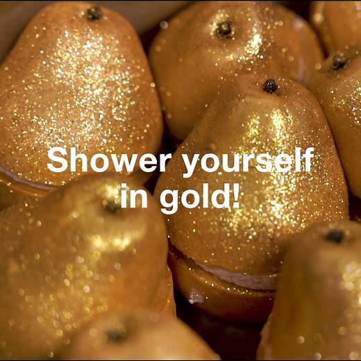 Golden Pear Soap is an old Christmas favorite! With oodles of fresh ingredients and supreme moisturization, it's no surprise. Check out how we make this gorgeous sudser! 🍐✨ | Lush Cosmetics North America