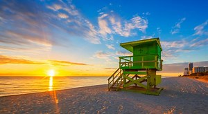 10 Beach Safety Tips for Your Summer Vacation