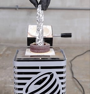 483K views · 915 reactions | Homemade spray paint using aluminum foil! Crazy car upgrade | Wood Mood | Facebook