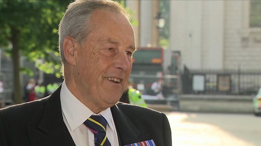 Former Royal protection officer Richard Griffin reminisces about a picnic he went on with the Queen at Balmoral and an encounter they had with two American tourists who didn't realise they were in the company of the monarch.