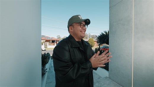 1.5K views | 100% Wirefree Doorbell – because your doorstep deserves its own paparazzi! Available at https://uniden.com.au/product/app-cam-solo-x2k-bell/ | Uniden | Facebook