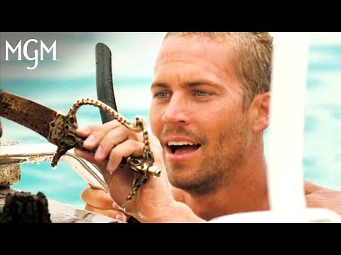 INTO THE BLUE (2005) | Jared Discovers A Crashed Plane | MGM