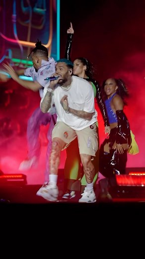 Chris Brown pulled up on us and partied all night in Pattaya 🇹🇭🔥 🎥 @respectivecollective | Rolling Loud Thailand