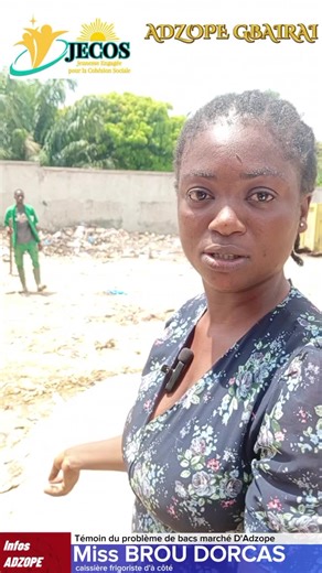 Adzopé : Le cri du cœur de Diarra Massamba, gardien de l'insalubrité au Marché Central ADZOPÉ – Au milieu du tumulte du marché central, un homme se bat pour l'ordre et l'hygiène : Diarra Massamba. Agent de l'Emploi Jeune et membre de la JECOS, il est officiellement le gardien des bacs à ordures. Mais sa mission tourne quotidiennement au bras de fer. Face à notre micro, il ne cache plus son amertume devant l'incivisme grandissant : > « Je suis ici pour sécuriser les bacs et veiller à la propreté.