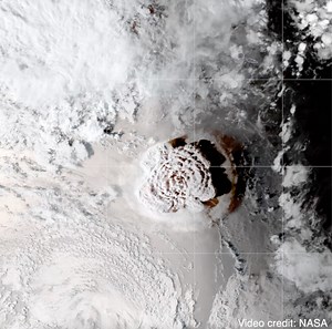 NEW: Researchers discover the Hunga Tonga-Hunga Ha’apai volcano triggered atmospheric gravity waves that reached the edge of space. The waves reverberated around the planet at least six times and reached close to their theoretical maximum speeds – at 320m per second or 720mph. The study also confirmed the eruption of the Hunga Tonga-Hunga Ha’apai submarine volcano in January 2022 was one of the most explosive volcanic events of the modern era. Co-author Dr Scott Osprey, Department of Physics, Un