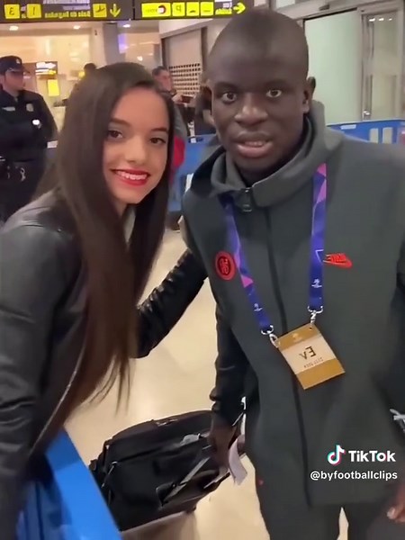 Why Everyone Loves N'Golo Kanté: The Heart of Football ❤️