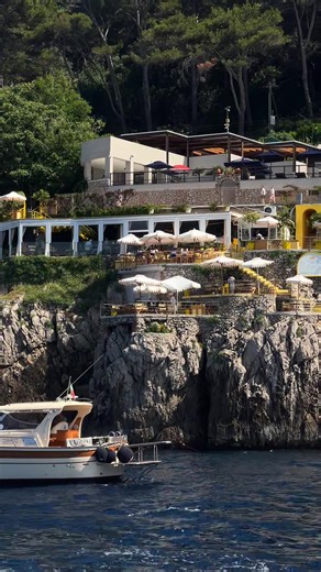 Discover the Charm of a Capri Boat Tour