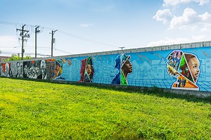 ComEd helps historic Bronzeville neighborhood build brighter future