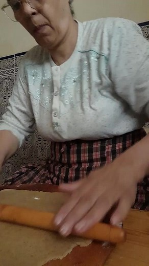 Vidéos de halawiyat na3ima oujda (@halawiyat.na3imaloujdiya) avec son original - halawiyat na3ima oujda