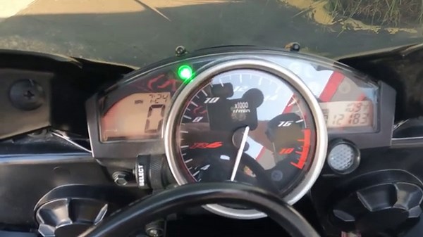 2009 Yamaha R6 | Walk Around, Start-Up & Sound Clip