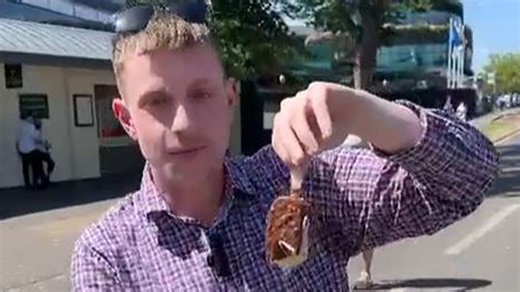 Record-breaking Wimbledon weather sees ice creams melt before getting to court