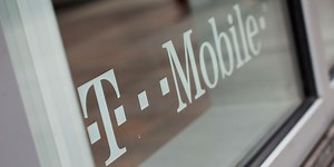 Experian Data Breach Affects More Than 15 Million Consumers, T-Mobile Customers | Fortune