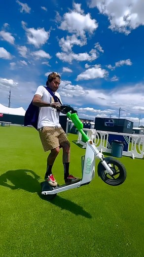 YELAWOLF on Instagram: "Nuts to Butts with the boy @kleversworld .. just @lime ‘n around salt lake tourchin the streets up before the @dirtyheads show tonight .. ayyeeee HAVE FUN !!!!!!!!! 🎥 : @visualsbytyre #slumerican #Dirtyheads #Islandglowtour"