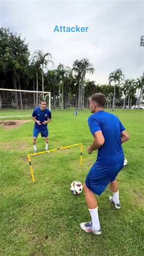 Incredible Football Battles Between Attackers And Defenders Fans Loved