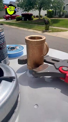 1.8K views | Expansion Tank Setup _fix_000 #serviceplumber #plumberlife #plumbinglife #plumbingtok #plumbingrepair #plumbersoftiktok #expansiontank #brass #diy #plumber #thermalexpansion #waterheaterprobs #fyp #foryou #plumbing #theconservativeplumber #waterheater | Alicia Ball | Facebook