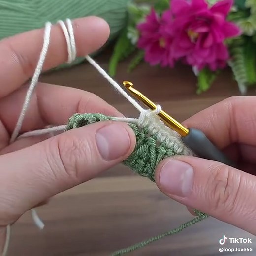 Learn Crochet: Easy Step-by-Step Tutorial for Beginners