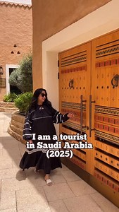 🇸🇦Curious about Saudi Arabia? Let’s spill the facts. From dress codes to dining—your Saudi Arabia questions, answered ! If you have any questions about my trip or any generic questions, leave a comment & I shall answer it for you. Saudi surprised me in the best way—warm hearts, rich culture, and stories waiting at every corner. 🫶 #VisitSaudi #SaudiArabia #Saudi #SaudiSummer #SaudiFoodTour | Neha Deepak Shah